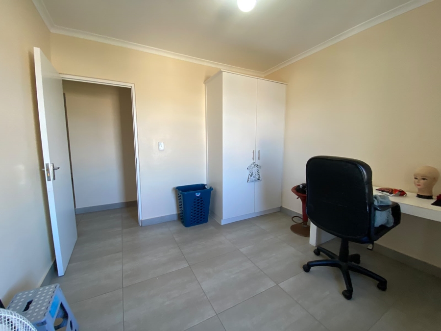 To Let 3 Bedroom Property for Rent in Parklands Western Cape